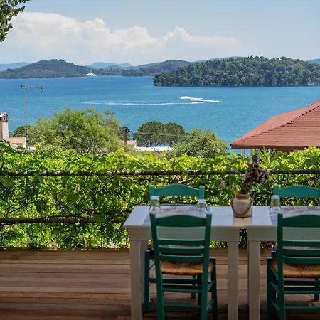 Hotel Islands View *