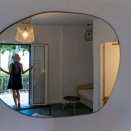 Islands View 니드리